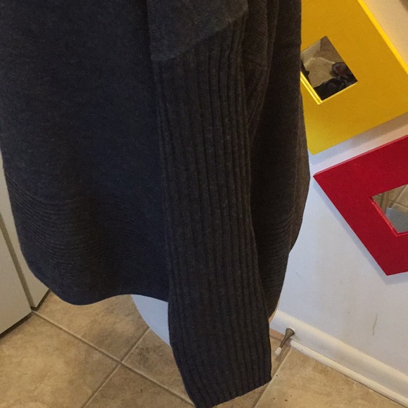 NWT High Crop ASOS Sweater Top - Picture 4 of 7